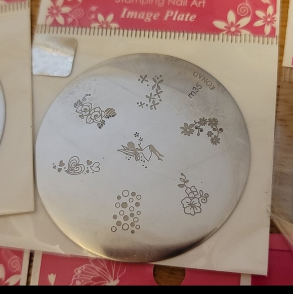 Stamping Nail Set + 6 additional plates - Picture 12 of 16